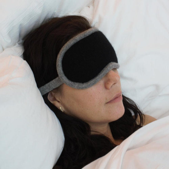 'Dream Envy' Cashmere Eye Mask (Black & Gray)-Jet&Bo