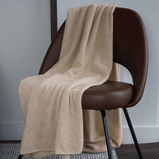 'So Soft, So Smart' Lightweight Cashmere Travel Wrap (Beige)-Jet&Bo