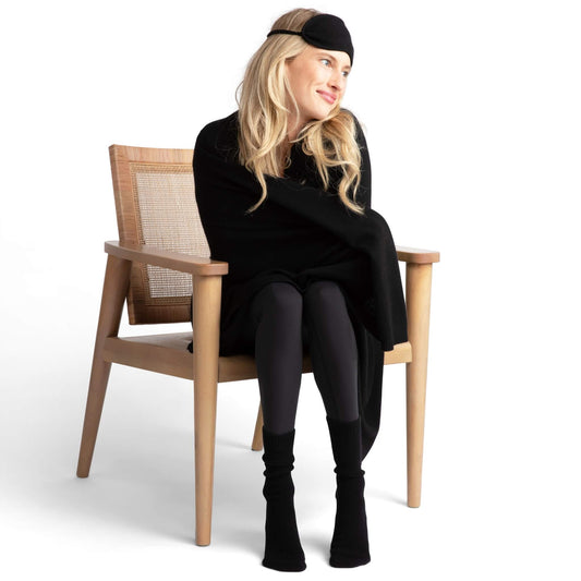'Make Travel Luxurious Again' Cashmere Travel Set (Black)