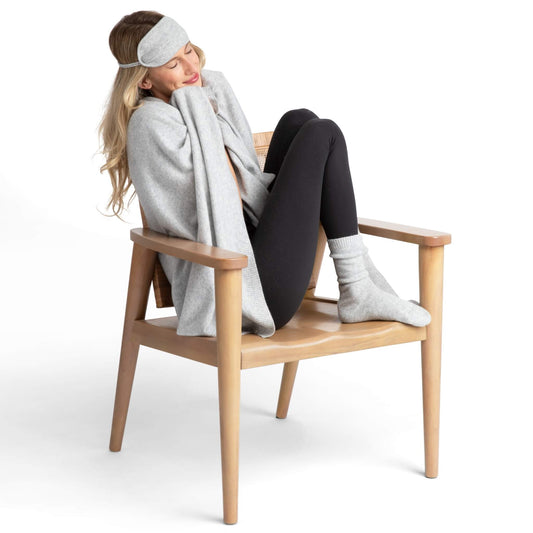 'Make Travel Luxurious Again' Cashmere Travel Set (Gray)-Jet&Bo