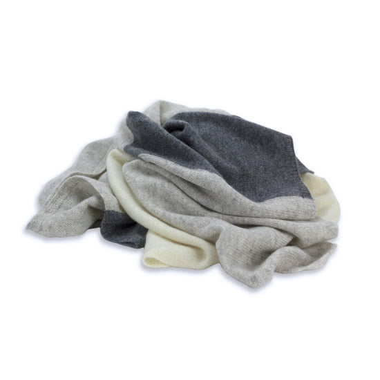 'So Soft, So Smart' Lightweight Colorblock Cashmere Travel Wrap (Gray)-Jet&Bo