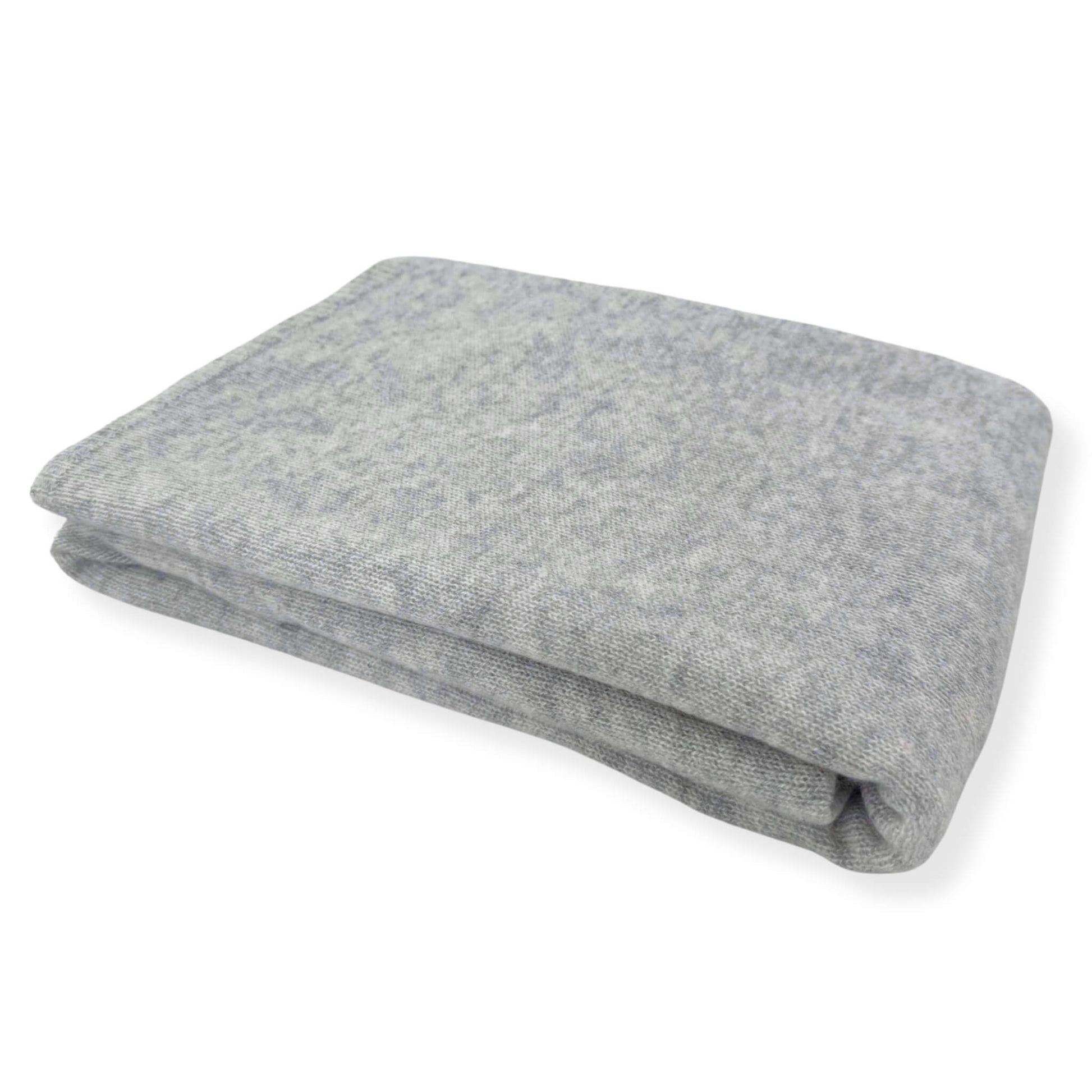 'So Soft, So Smart' Lightweight Cashmere Travel Wrap Gray // second-Jet&Bo