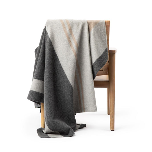 'Home and Away' Cashmere Blanket (Gray)-Jet&Bo