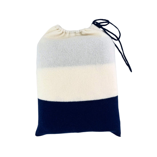 Cashmere Merino Blend Travel Blanket & Pouch White & Navy // sample-Jet&Bo