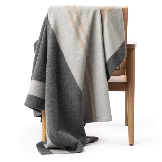 'Home and Away' Cashmere Blanket (Gray)