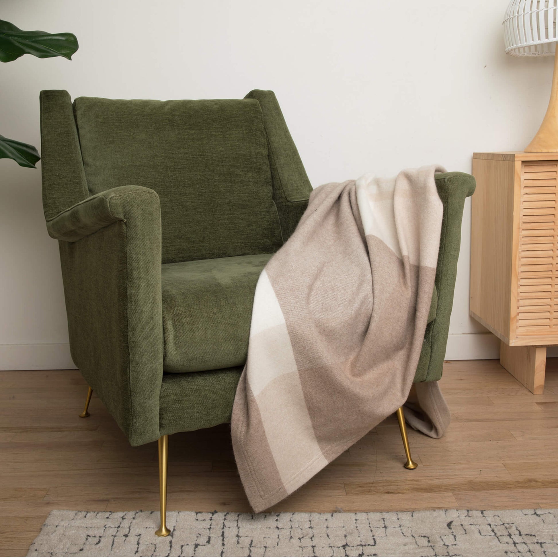 'Home and Away' Cashmere Blanket (Beige)-Jet&Bo