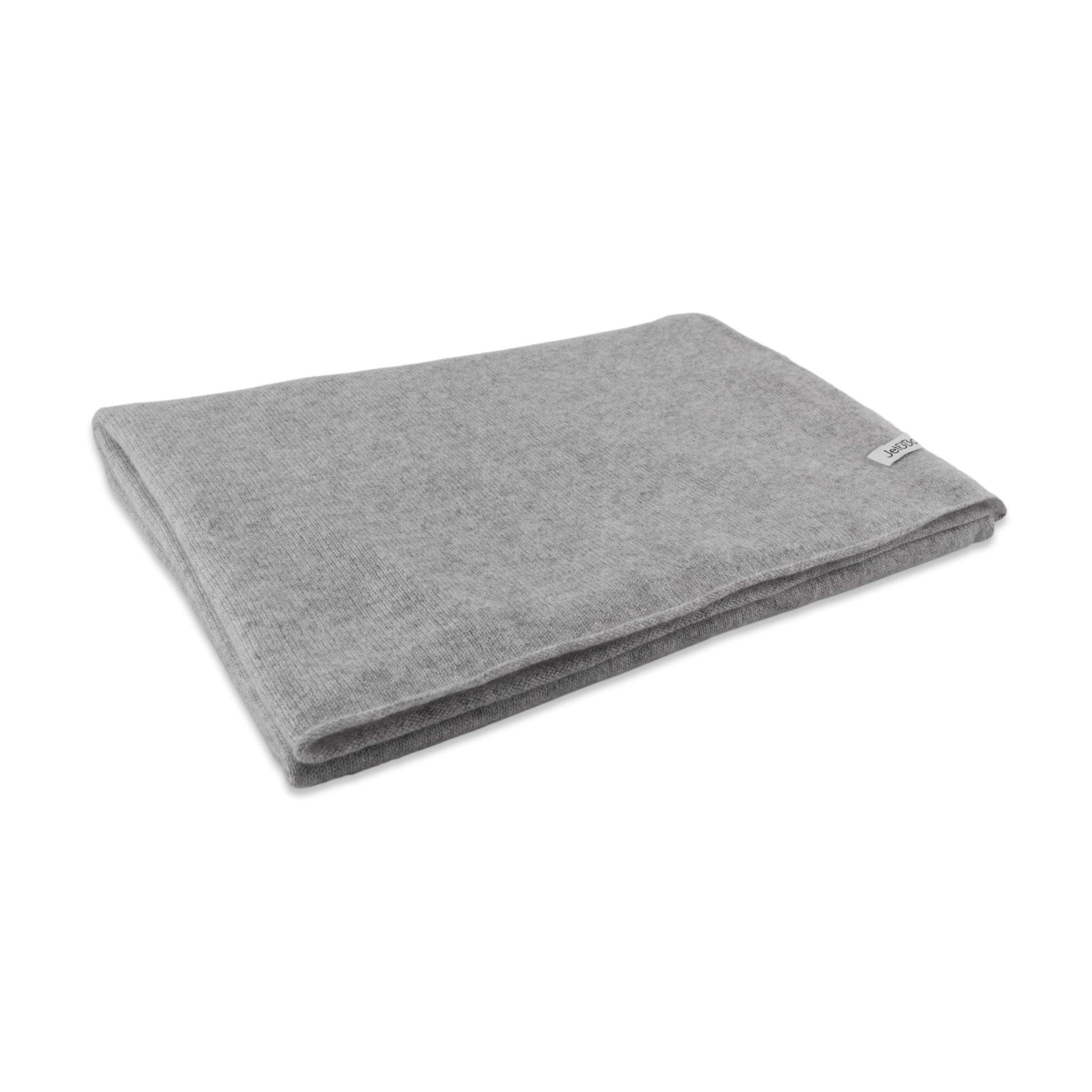 'So Soft, So Smart' Lightweight Cashmere Travel Wrap (Gray)-Jet&Bo